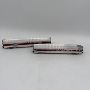 Lot of 2 Santa Fe Metal Passenger Style Train Cars Silver & Red